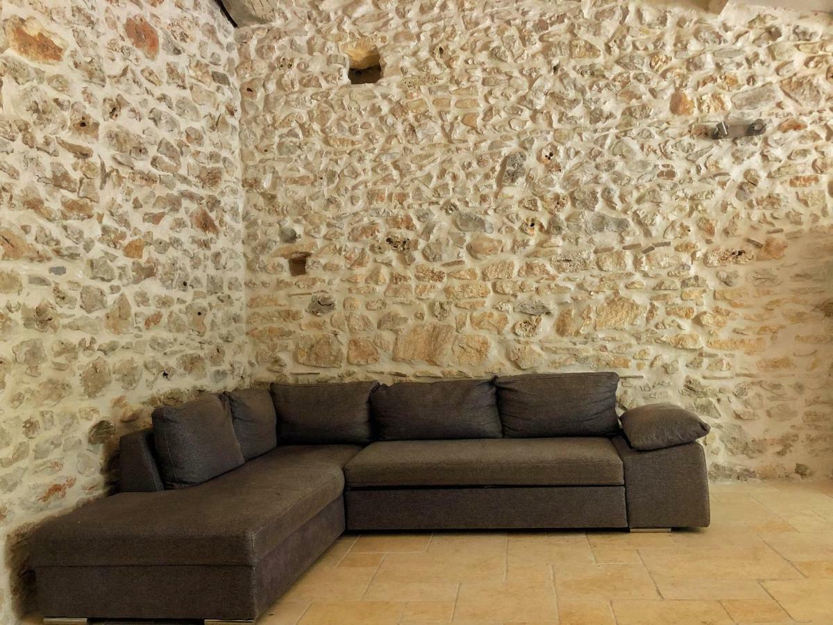 La Magnanerie D'audabiac Lussan (Gard)